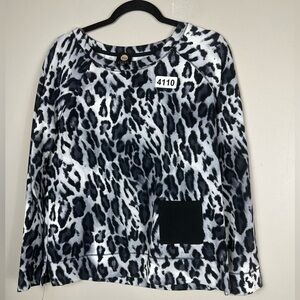 Jones New York sport medium leopard print like new